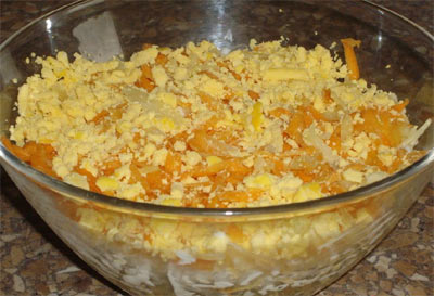Салат из горбуши консервированной и сыра