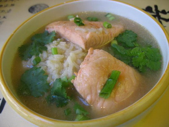 Варим рыбный суп из горбуши консервированной - готовим из консервы 2
